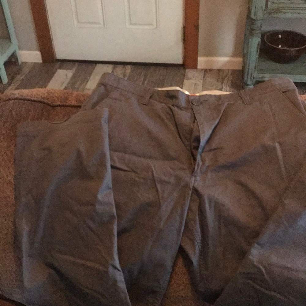 Men’s pants by dockers